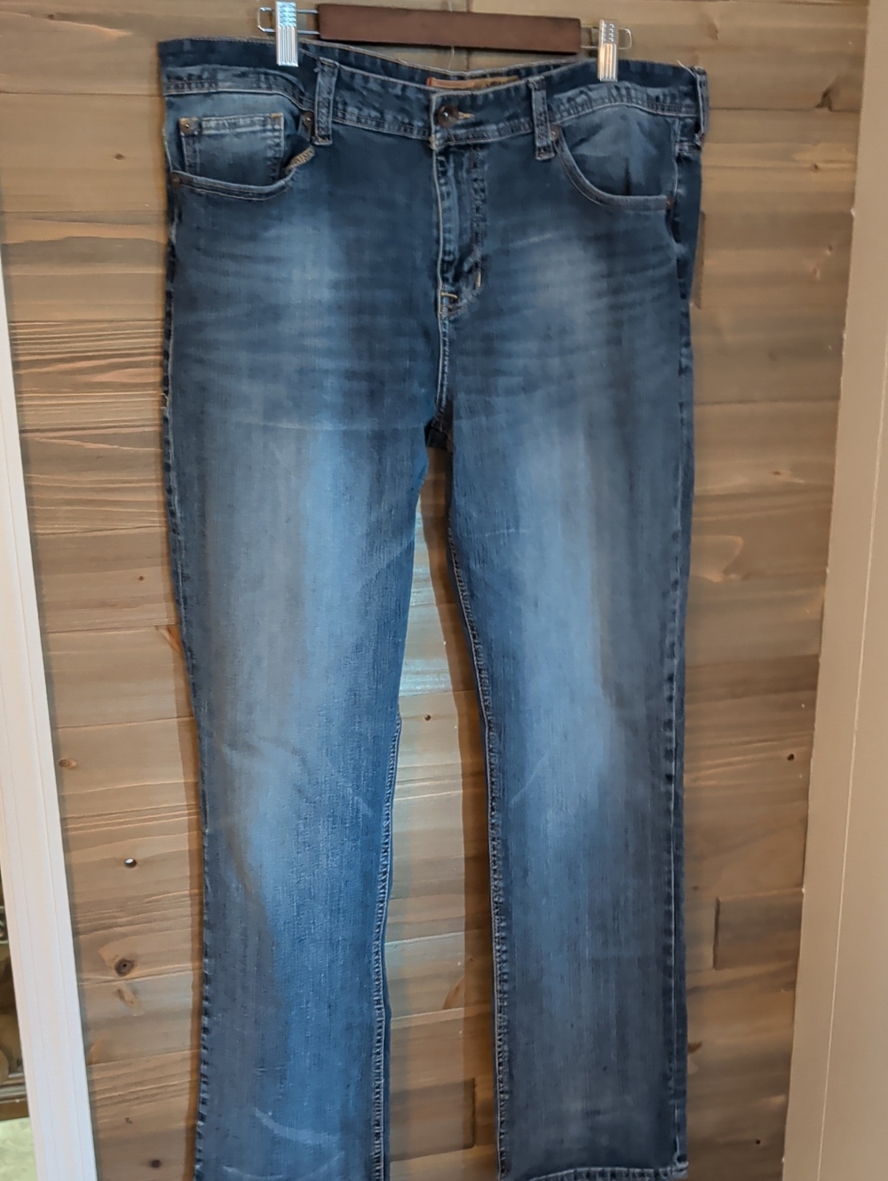 7 For All Mankind Men's Faded Blue Straight Jeans W 38" L 34"